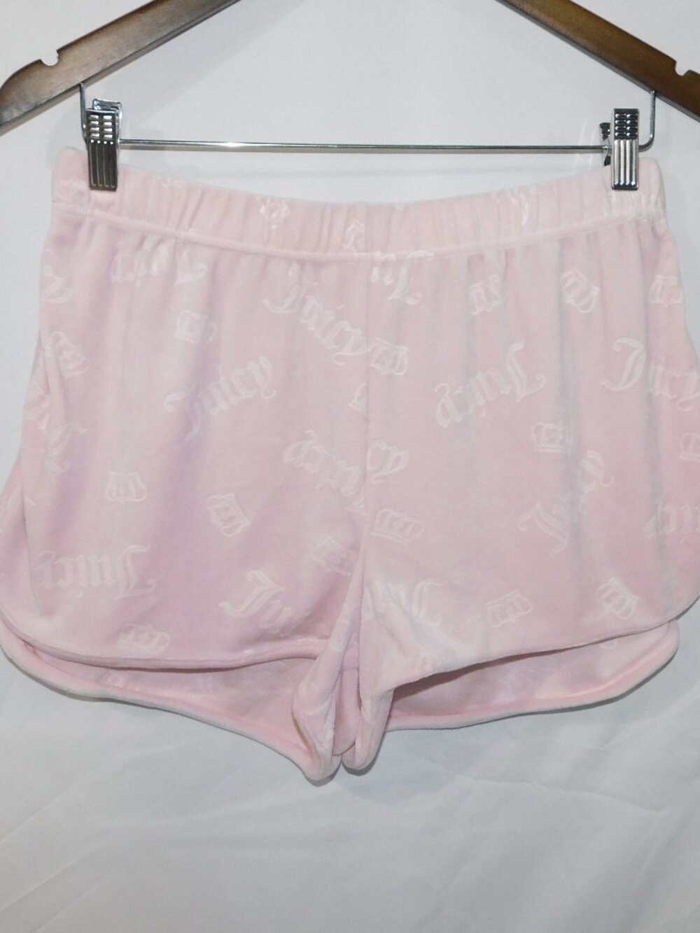Juicy Couture Light Pink Velour Lounge Sleep Shorts Allover JC Logo Womens L